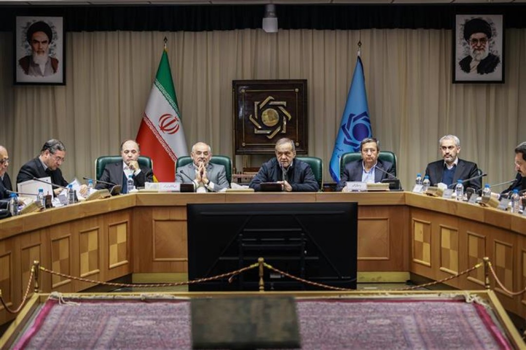 دستور مهم دکتر پزشکیان برای رفع موانع اجرایی تفویض اختیارات استانداران مرزی